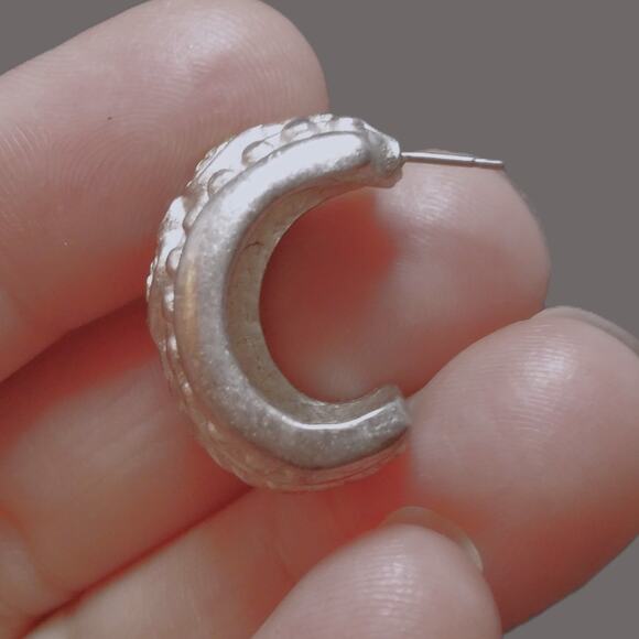 Vintage Sterling Silver Half Hoop Earrings Twisted Rope Heart Crystal Accents - Picture 8 of 15